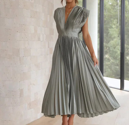 Elena - Sleeveless Pleated Midi Dress
