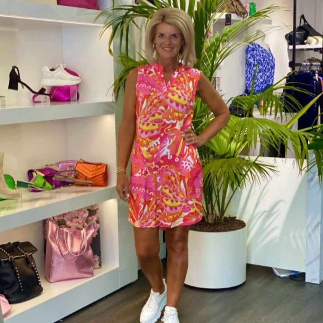 Eden - Sleeveless V-Neck Dress