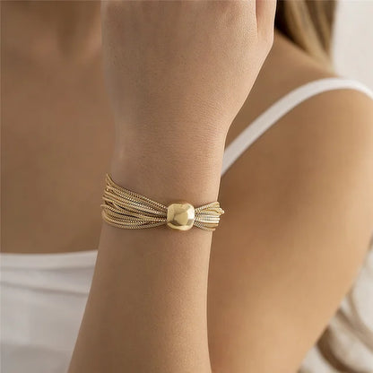 Luxurious Milla Ball Necklace
