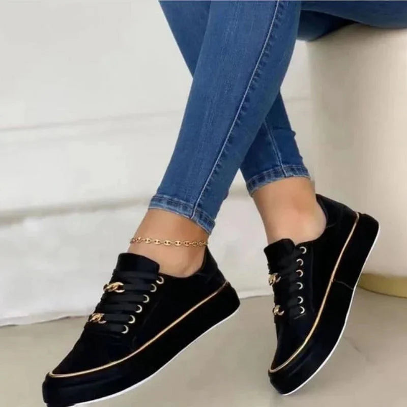 Kylie - Trendy Comfort + Sneakers